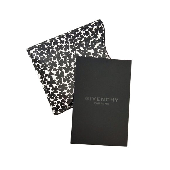 2 Givenchy Gifts NEW - Purse Mirror and Credit Card Holder - Picture 6 of 9